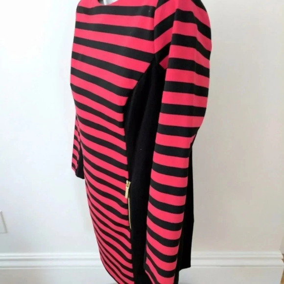Michael Kors Dress Sz L Red Black  Stripe Sturdy Knit - Picture 4 of 4